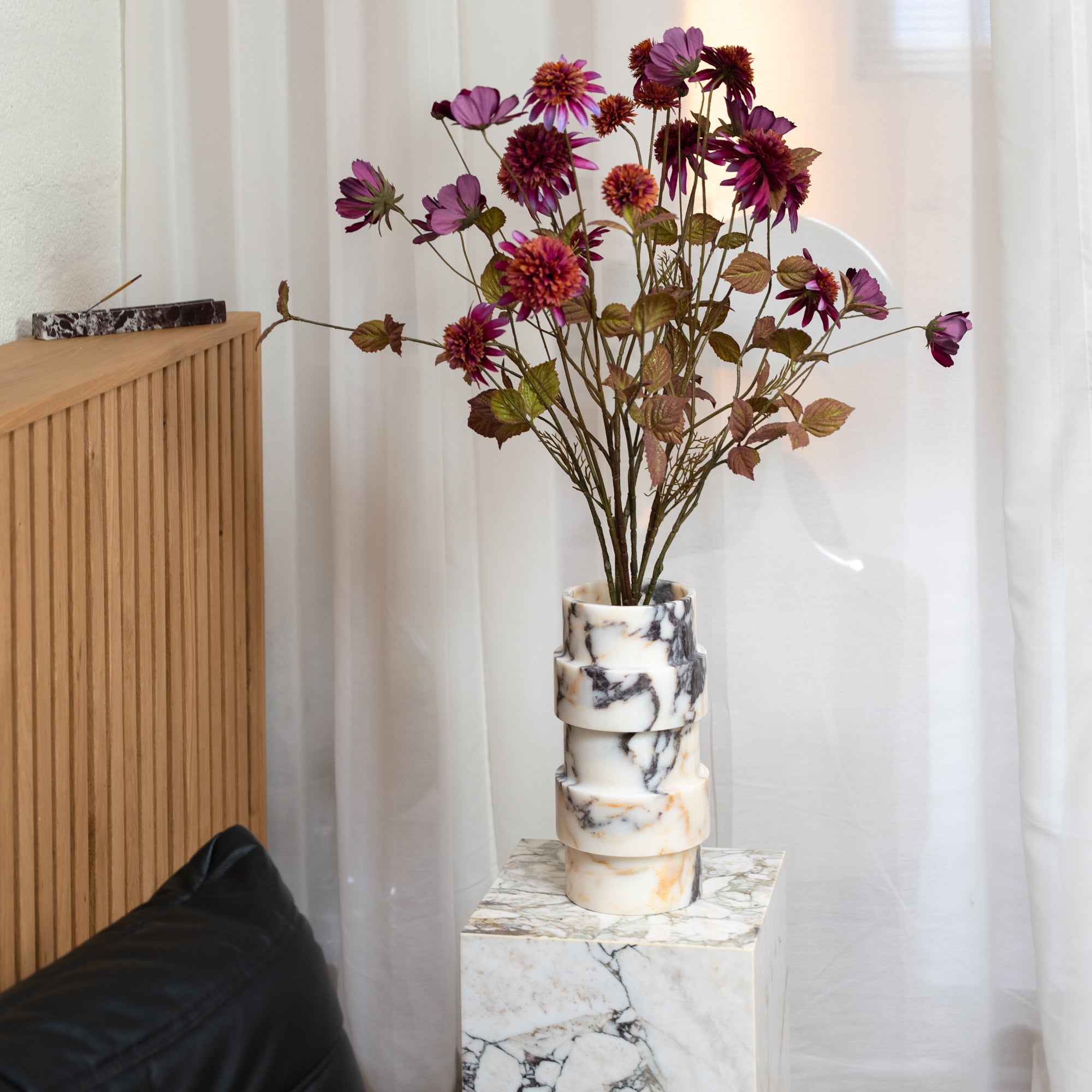 Calacatta Marble Object 'Vida'