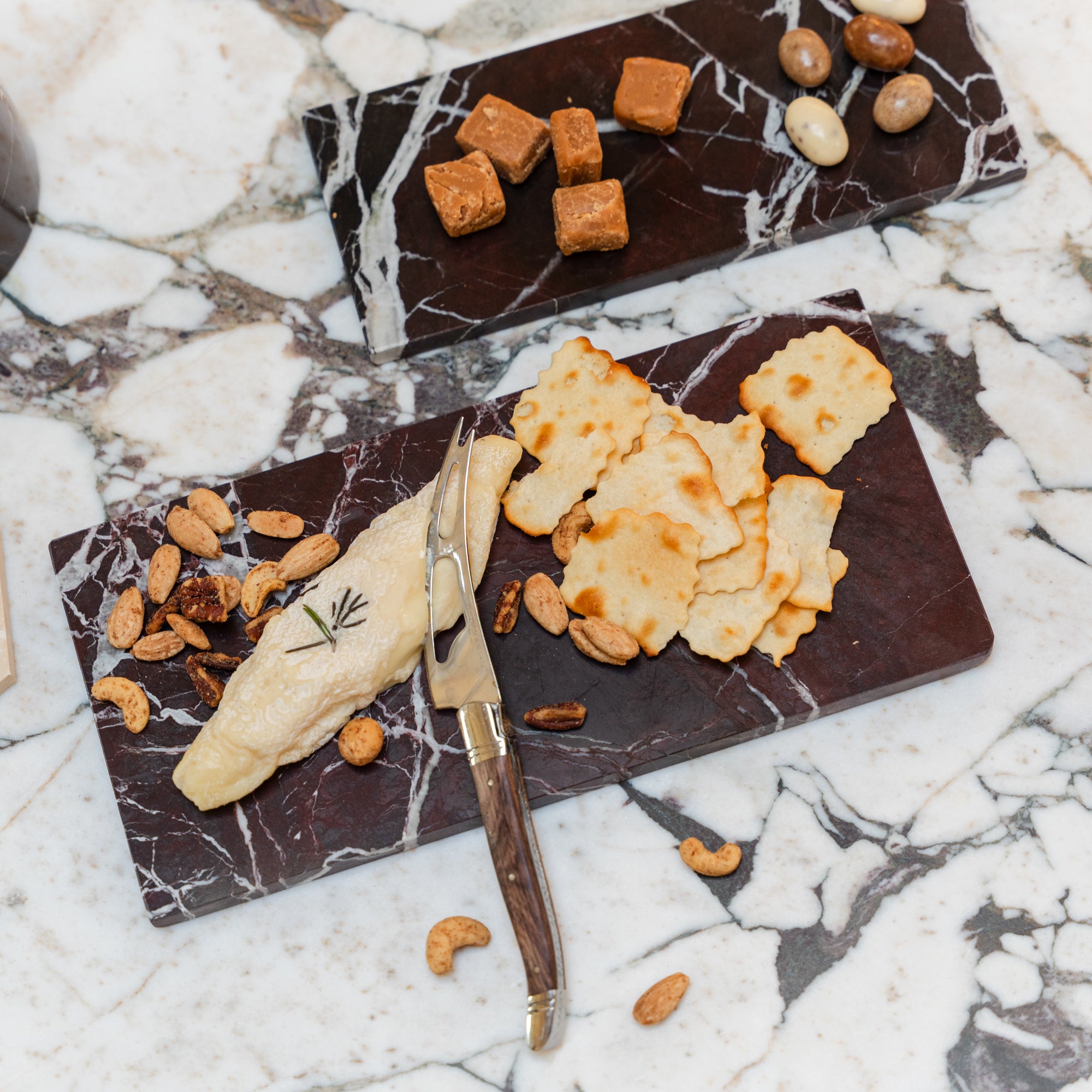 Burgundy Marble Rectangular Board S - 15 x 30 cm