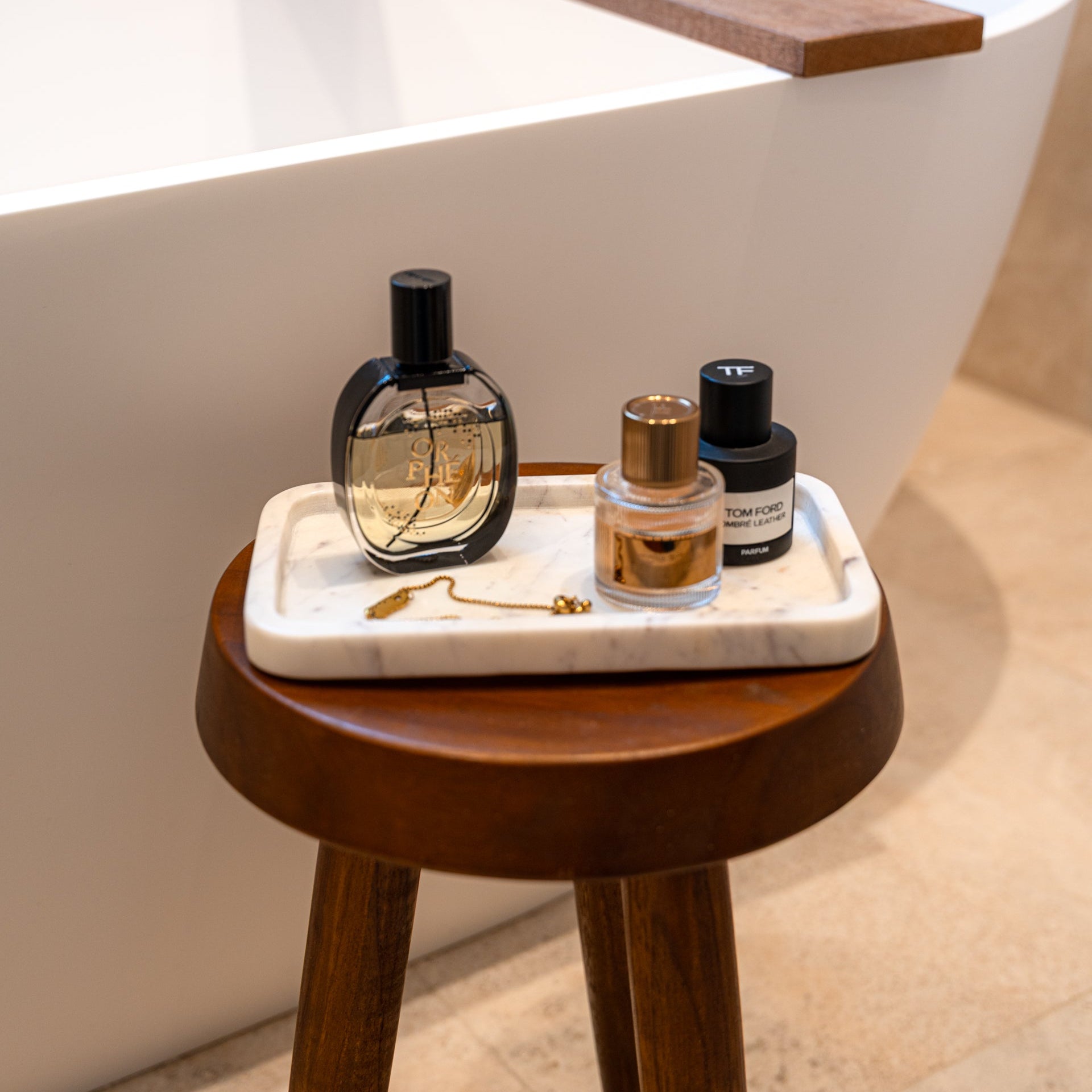 White Marble Bathroom Set 01