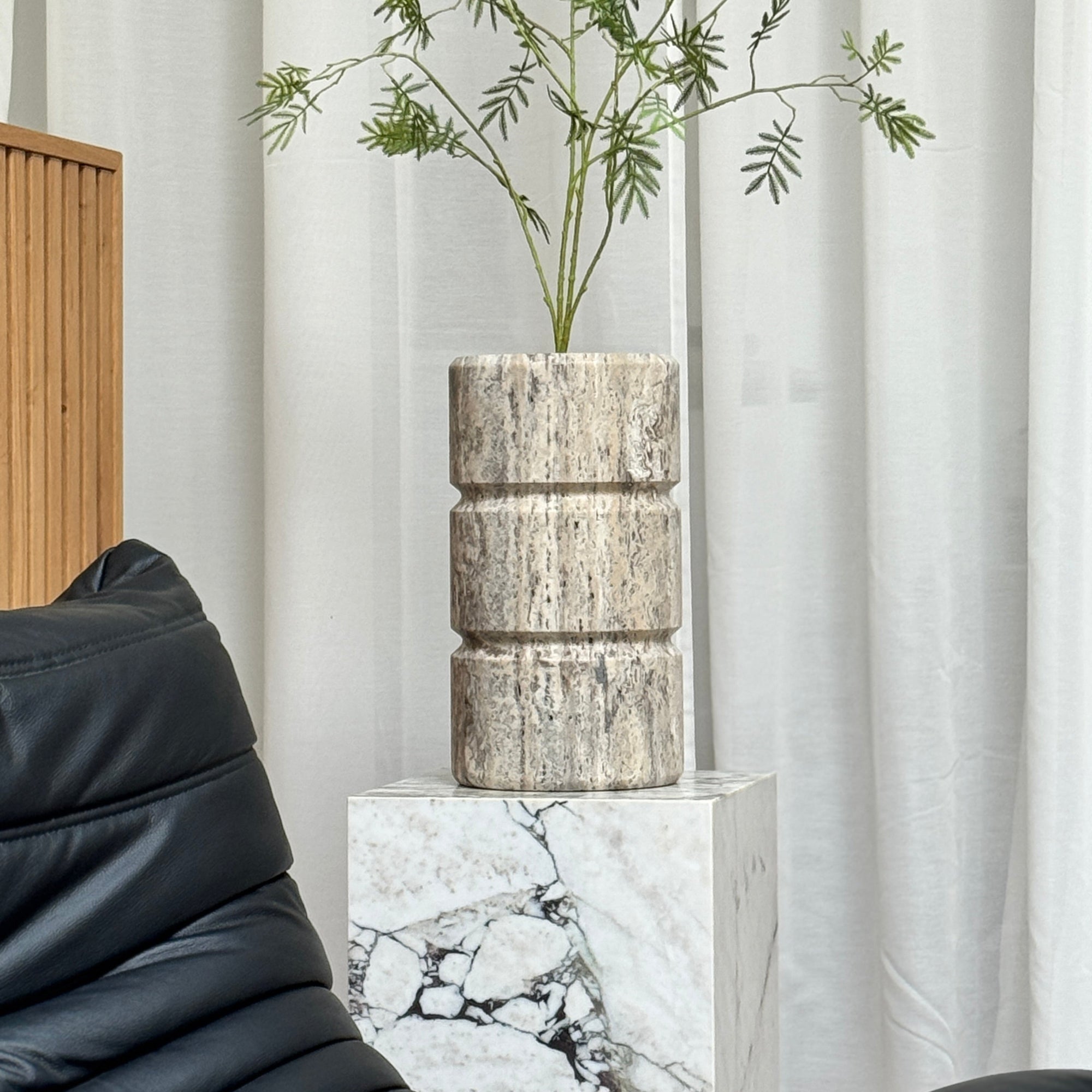 Silver Travertine Vase 'Don'