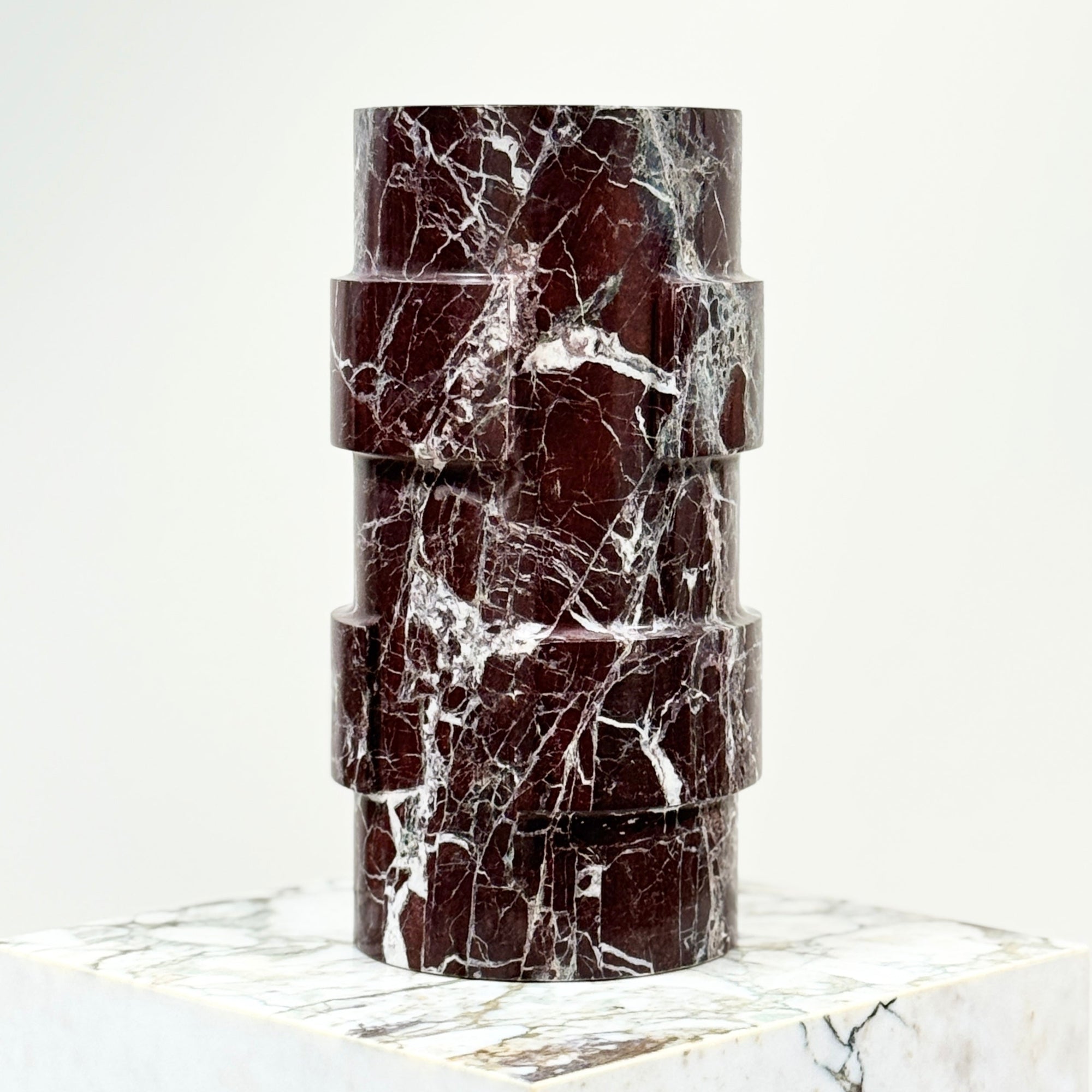 Burgundy Marble Vase 'Vida'