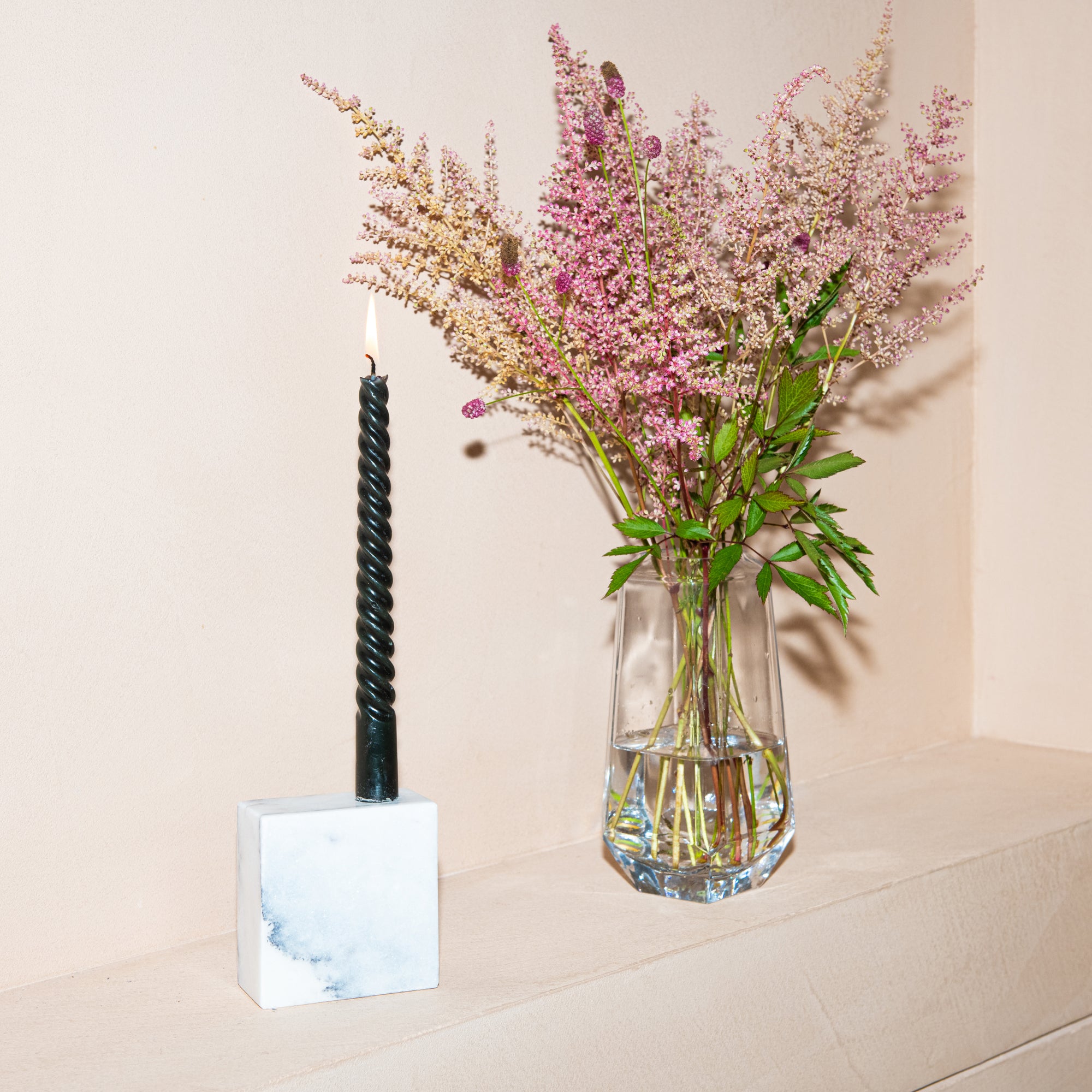 Stoned, not wasted: Bold White Marble Candle Holder 'Pixel'